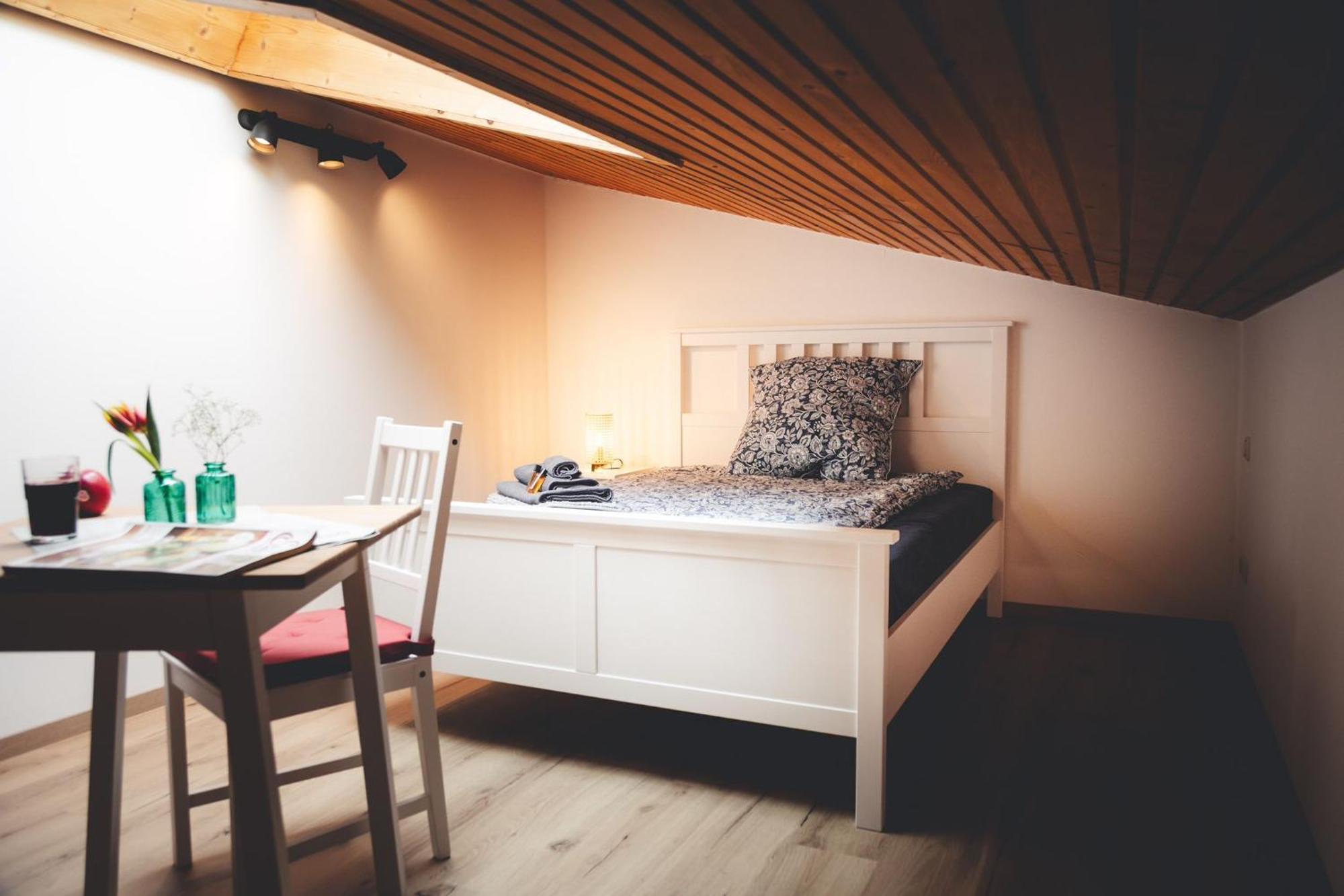 Homestay Kinsau Rooms